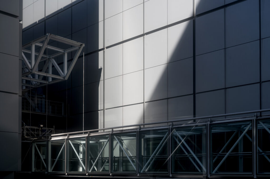 MİSYONUMUZ VE VİZYONUMUZ 1 abstract city building shadows